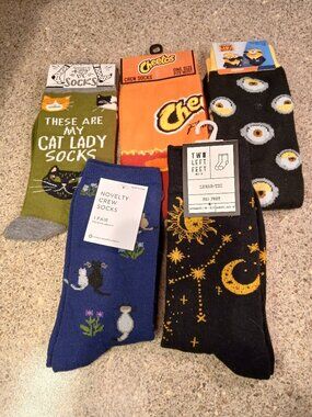 UPDATED! 6 Pairs of Novelty Socks!